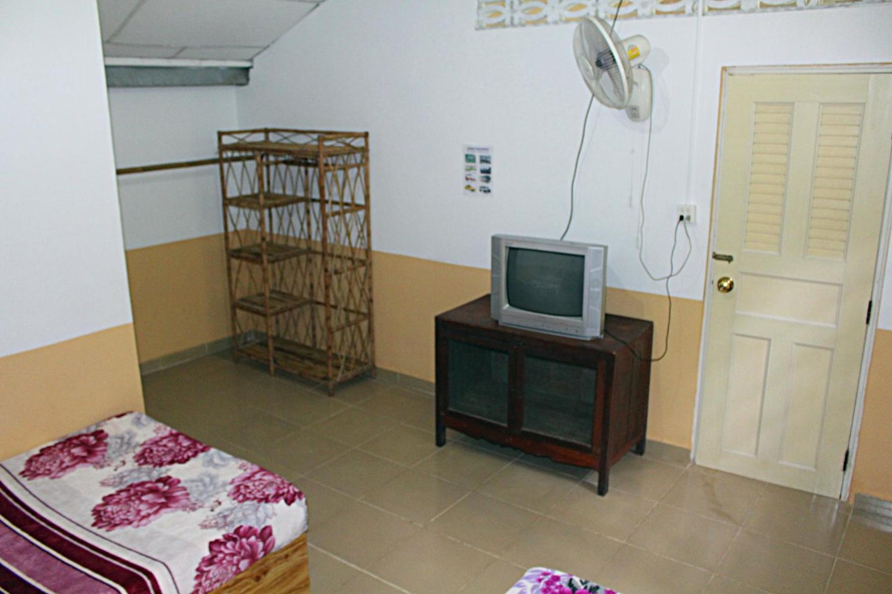 Garden Guesthouse Kampong Chhnang الغرفة الصورة